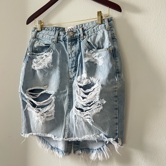 Distressed denim skirt! - Picture 2 of 2
